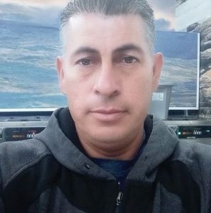 Meet your Posher, Manuel